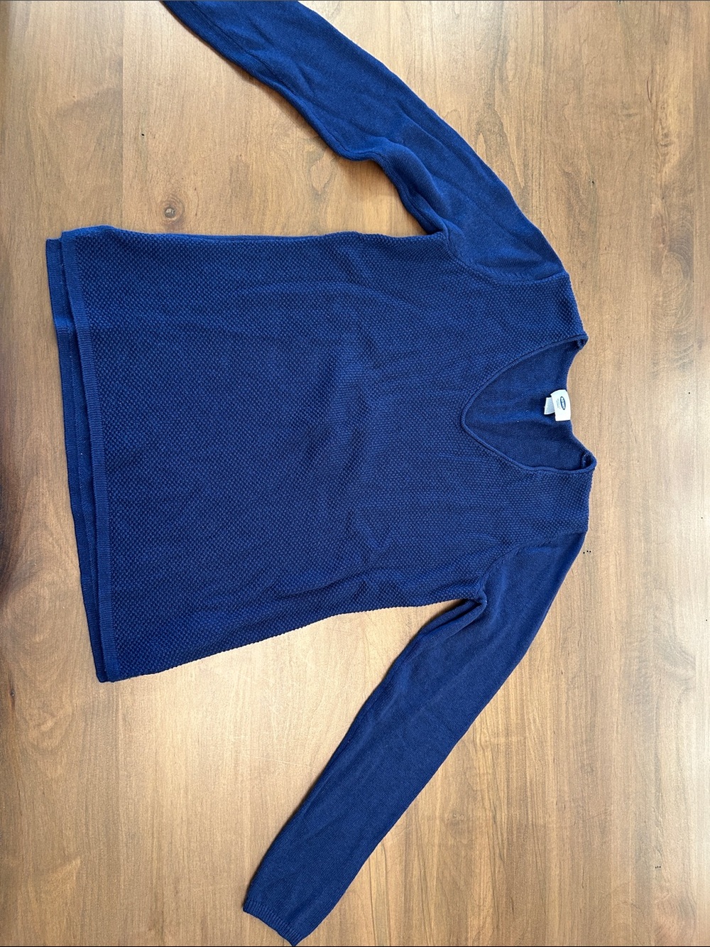 Old Navy Men's Deep Blue V-Neck Sweater